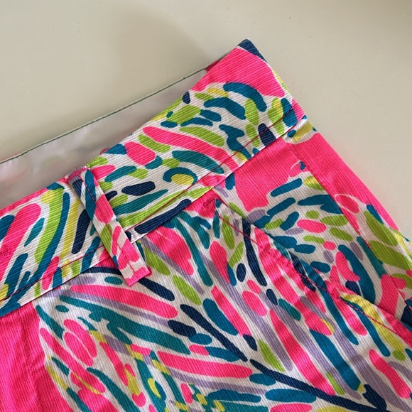 Lily Pulitzer Women Callahan Shorts in Palm Reader Size 2 - Picture 7 of 10